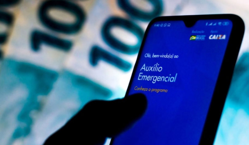 Parlamentares justificam que crise econômica deve perdurar além dos três meses previstos inicialmente para o pagamento do benefício