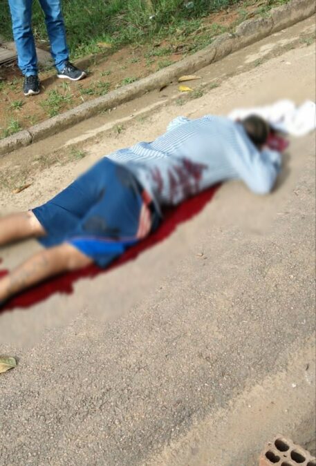 Homem é morto á tiros na frente da própria residência na Vila Acre em Rio Branco