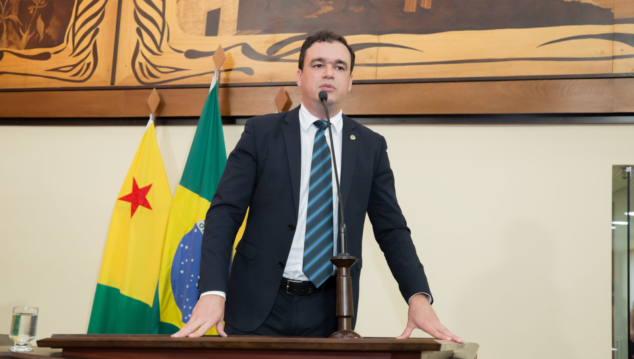Deputado Daniel Zen pede punição para militares que agrediram jovem deficiente em Plácido de Castro