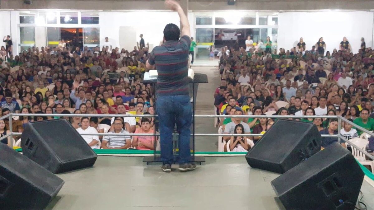 MPF orienta que Gladson siga os critérios da OMS para liberar funcionamento de igrejas no Acre