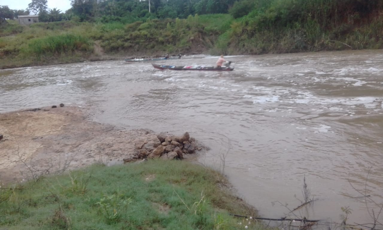 Rio Macauã: Moradores pedem o envio de máquina para reabrir cachoeira