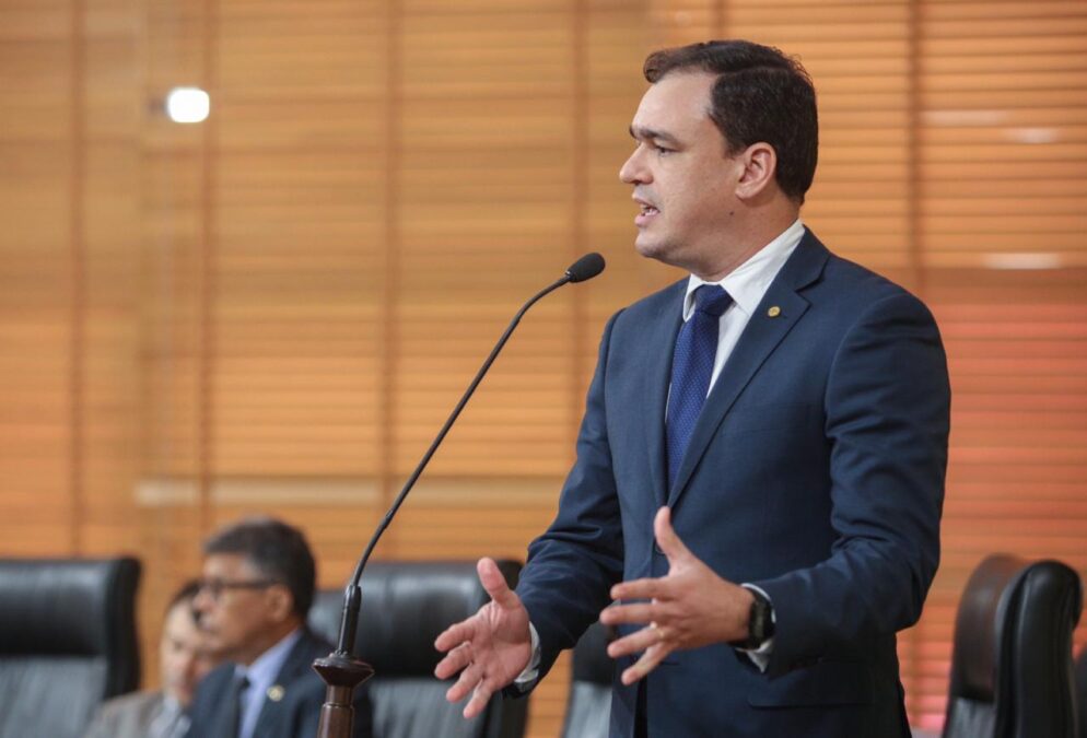 Daniel Zen cobra entrega de cestas básicas para alunos da rede estadual durante pandemia