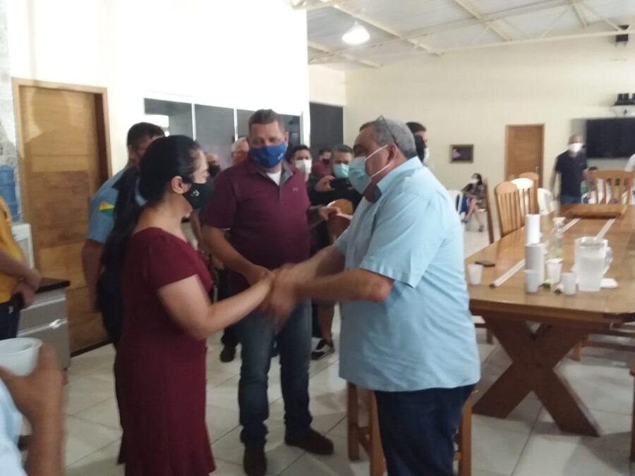 “Cordiais na imagem mas adversários nas próximas eleições municipais” revela fonte
