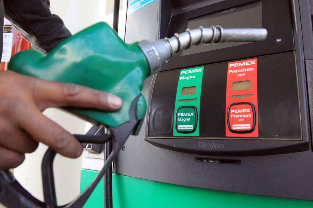 Petrobras anuncia reajuste de 5% no preço da gasolina nas refinarias