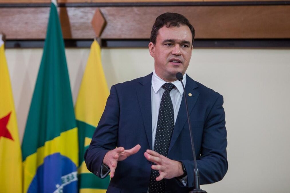 Daniel Zen cobra investigação em ações do governo contra pandemia da covid-19