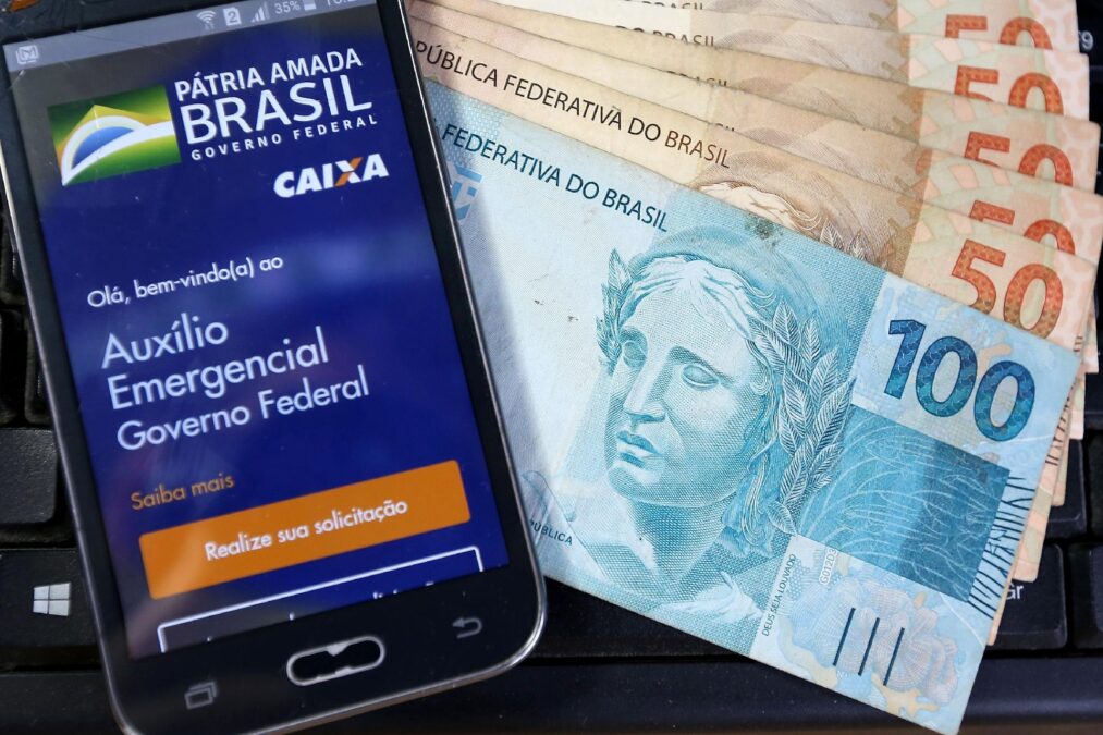 Ministro da Cidadania anuncia publicação do novo calendário do auxílio emergencial