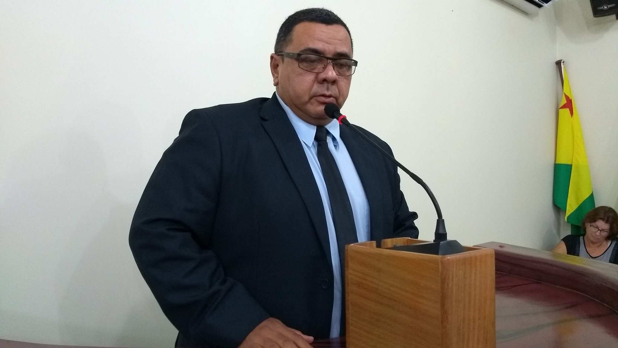 Vereador Silvano Farias já vinha cobrando sobre situação de Raio-x de hospital de Sena Madureira