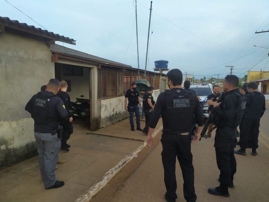 Três são presos suspeitos de aliciar menores para levar para facção criminosa em Rio Branco