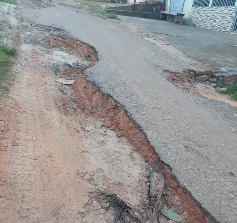 Trecho da Rua Santos Dumont no bairro CSU continua caótico
