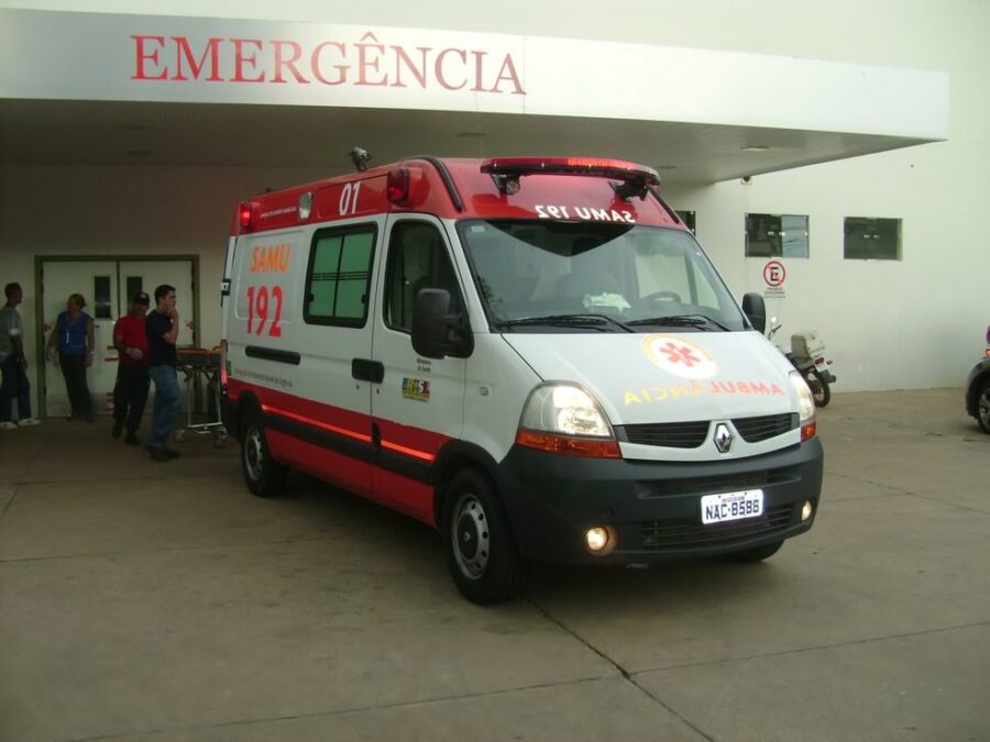 Jovem morre no pronto-socorro após levar tiro na virilha em Rio Branco