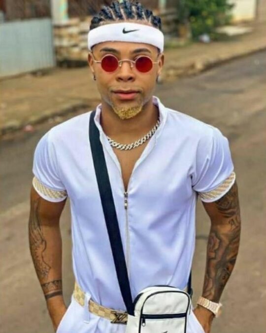 Organização afasta Mister Teen Acre após denúncia de estupro em exposed na internet