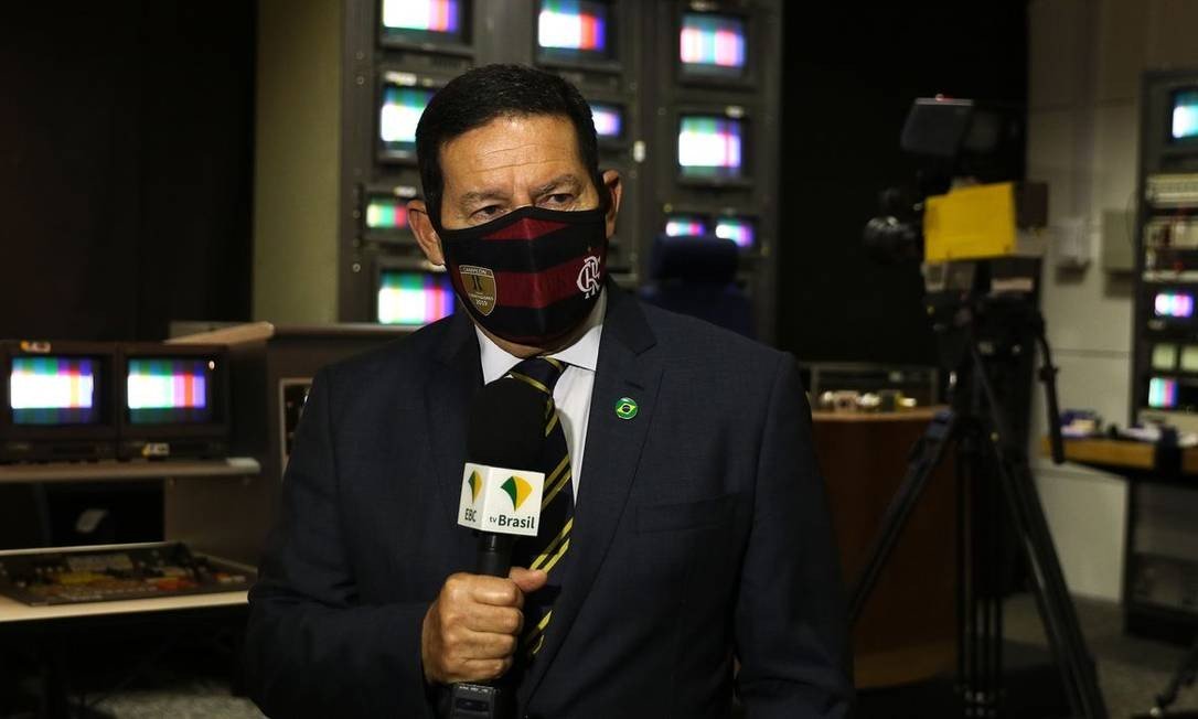 Mourão sinaliza reforma ministerial e saída de Ernesto Araújo do comando do Itamaraty
