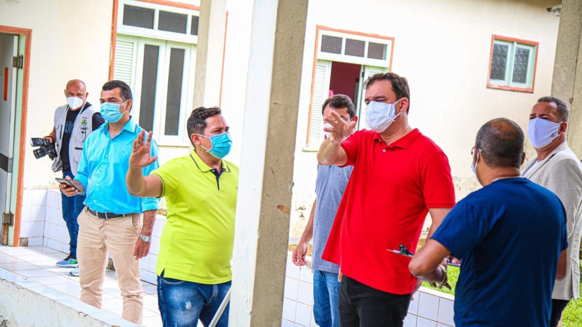 Daniel Zen e comitiva fiscalizam funcionamento de hospitais no Acre