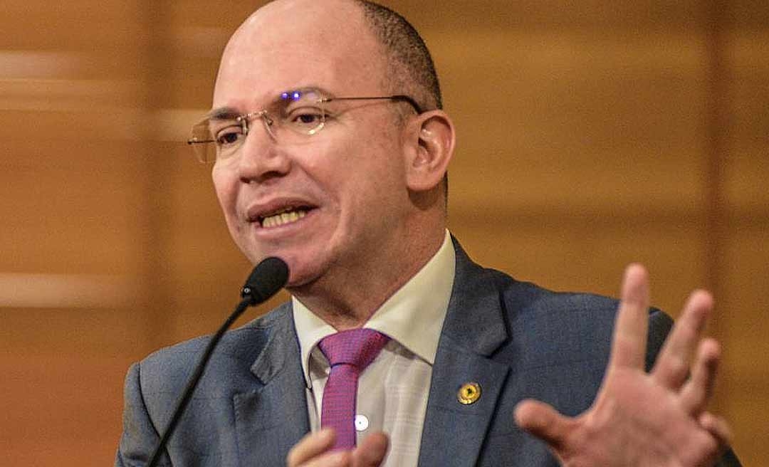 Gehlen Diniz acredita que troca no Ministério da Saúde vai acelerar vacinação da população