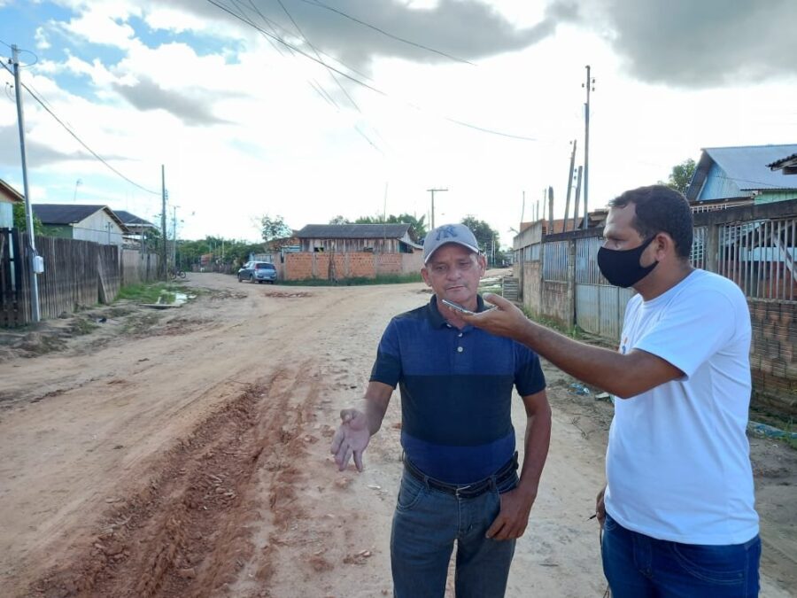 “Nossa rua está numa situação de abandono” reclama morador do bairro da Vitoria