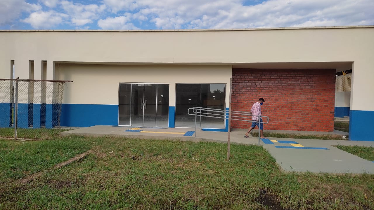 Trabalhadores na construção do “Centro do Idoso” de Sena Madureira alegam atraso no pagamento por parte da prefeitura