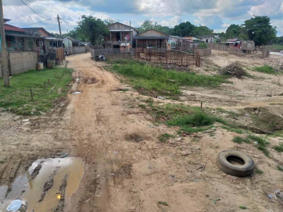 Moradores denunciam que Porto da Praia do Amarilho está um verdadeiro caos