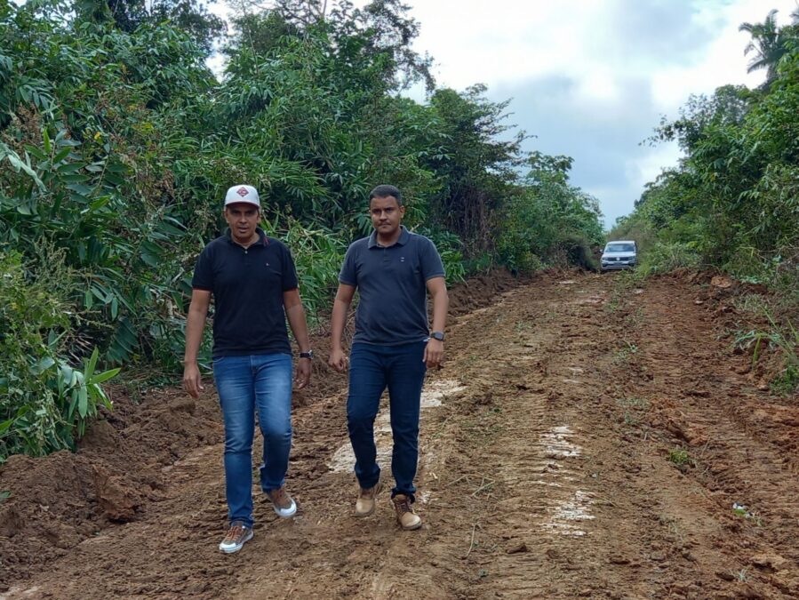 Jairo Cassiano e Elvis Dany articulam reabertura dos ramais 34 e Iracema, em Sena Madureira