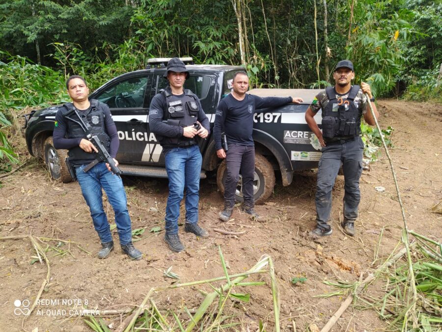 Policia civil de Sena madureira identifica infratores que estariam loteando e vendendo terras indevidamente na estrada de Manoel Urbano