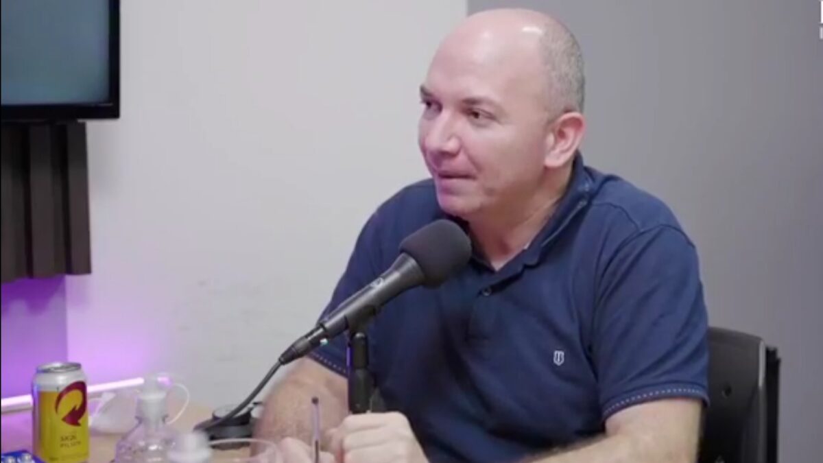 Deputado diz que parte da cobertura da CAGEACRE, demolida pela prefeitura de Sena, foi utilizada em propriedade particular de Secretário Municipal