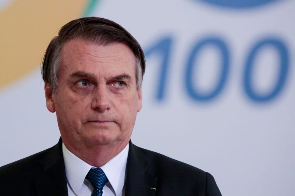 Governo Bolsonaro é reprovado por 48,2% e aprovado por 27,7%