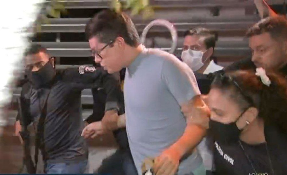 DJ Ivis é preso em Fortaleza após agressões contra ex-esposa