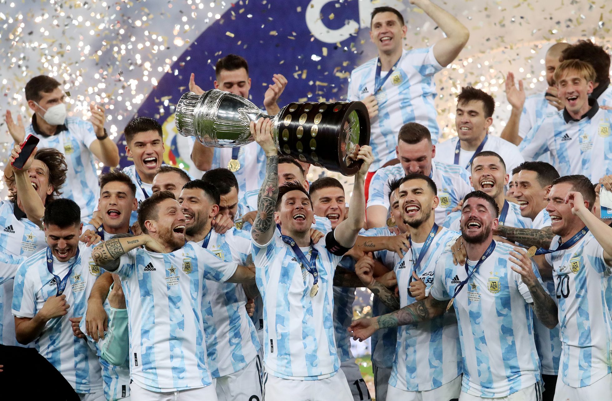 Argentina destrona o Brasil no Maracanã e é campeã da Copa América