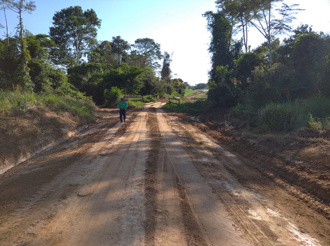 Governo do Estado começa manutenção em ramais de Sena com melhoramento do Ramal Favo de Mel