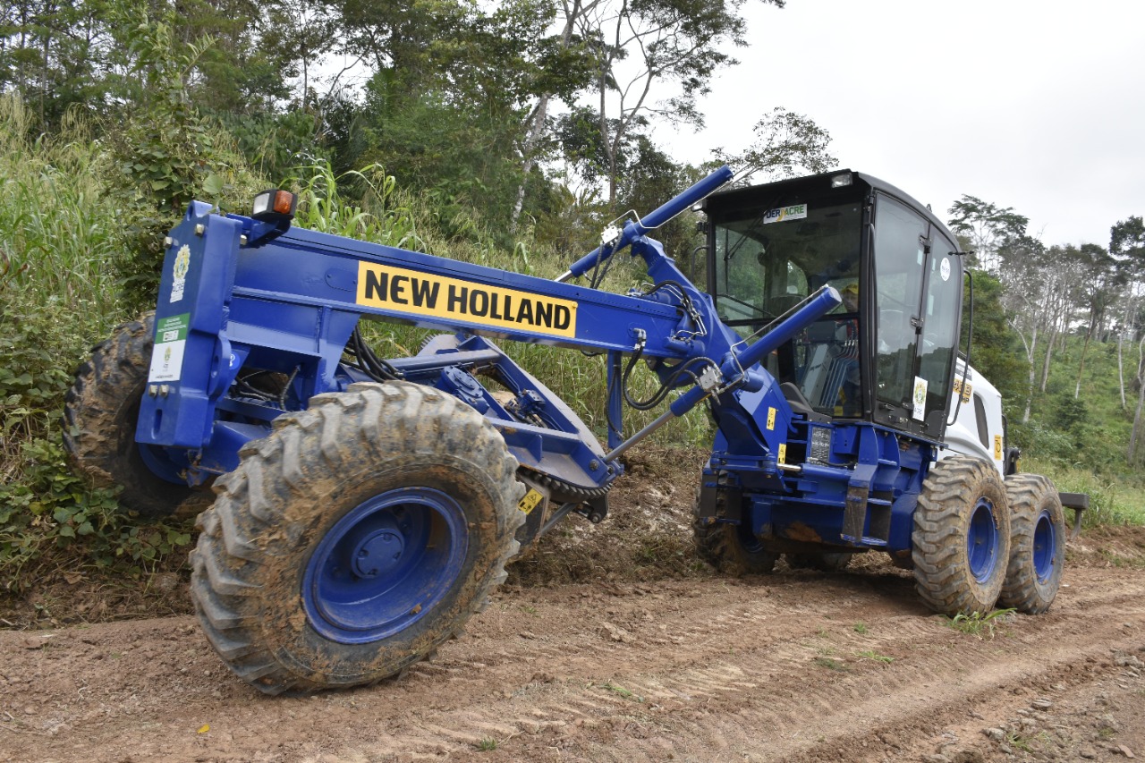 Novos equipamentos comprados pelo estado entram em ação na zona rural de Sena Madureira