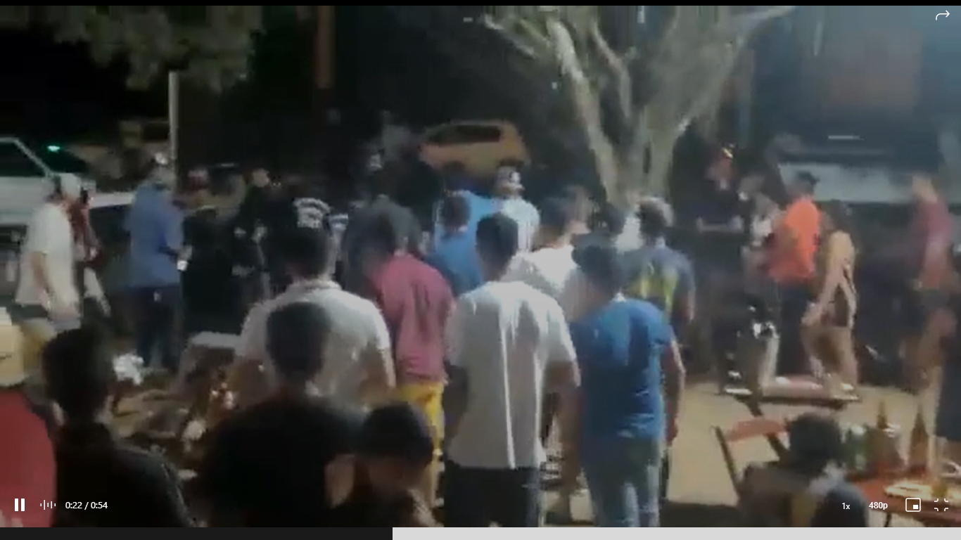 Vídeo: Bar do Nunes é mais uma vez palco de pancadaria generalizada e selvageria