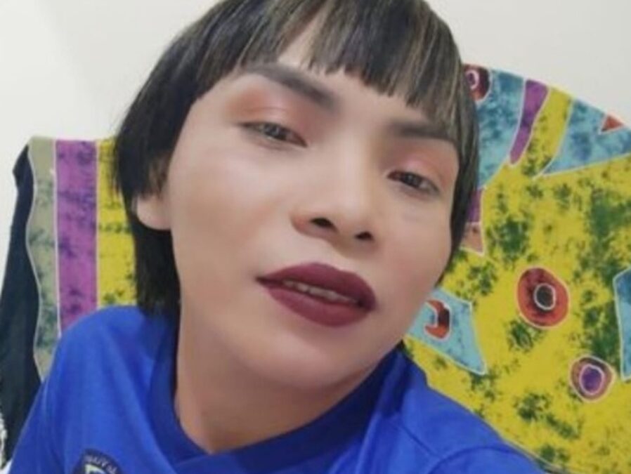 Expulsa de aldeia no Acre, indígena trans cria perfil em rede social para superar preconceito: ‘Sou Kupi Poderosa’