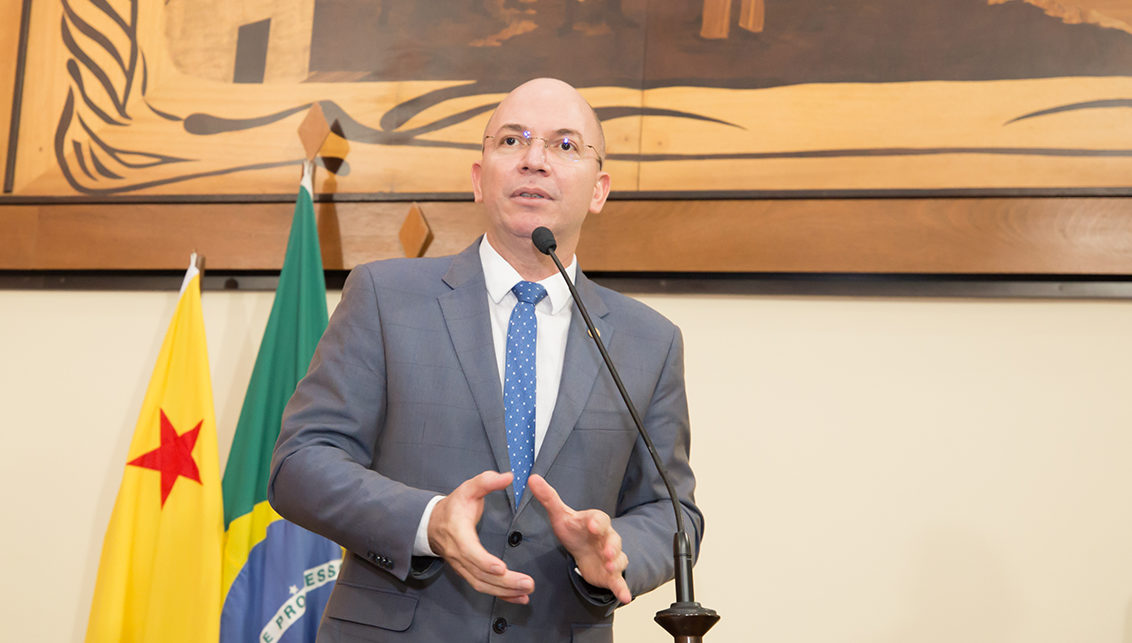 Diretor-presidente da Fundhacre convida Gehlen Diniz para acompanhar mutirão de cirurgias com pacientes de Sena