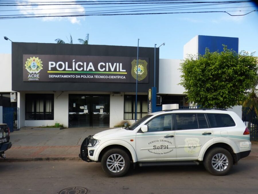 Idoso de 83 anos é achado morto em rua de Rio Branco e suspeita é de morte natural