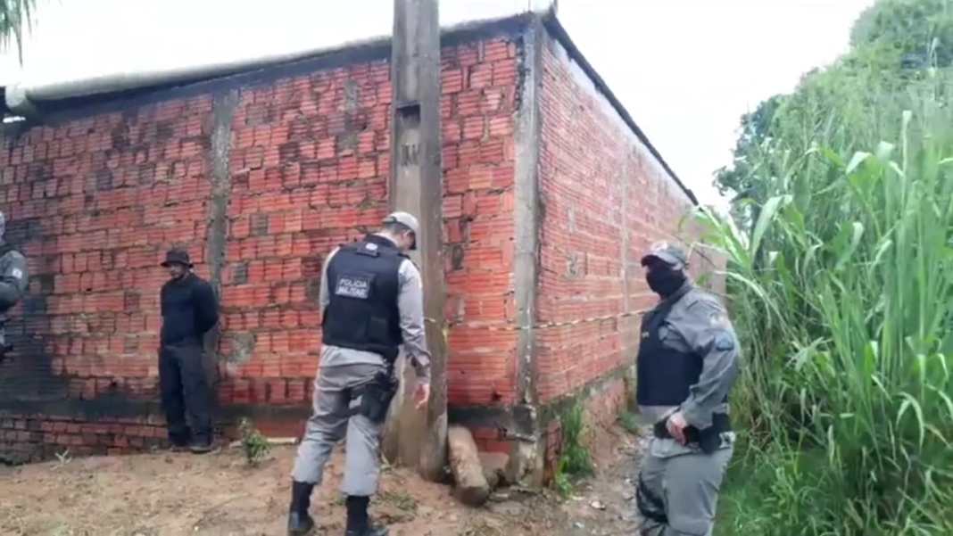 Violência: mulher é encontrada morta com diversas facadas em Rio Branco