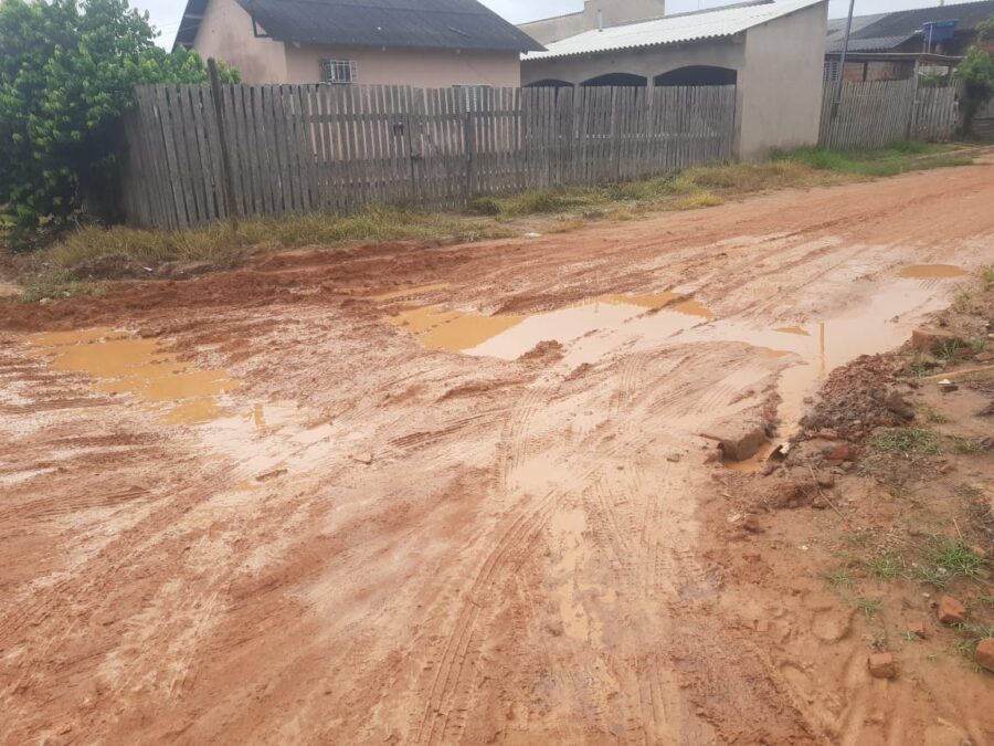 “O bairro Ana Vieira está abandonado” diz morador de Sena Madureira