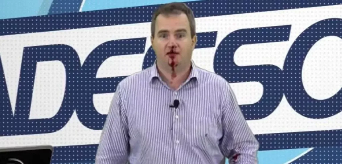 Jornalista é agredido a socos, entra no ar ensanguentado e denuncia: ‘sofri um atentado’