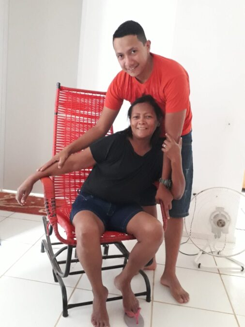 ‘Ela me matou junto’, desabafa mãe de homem morto a facadas pela esposa em Porto Velho