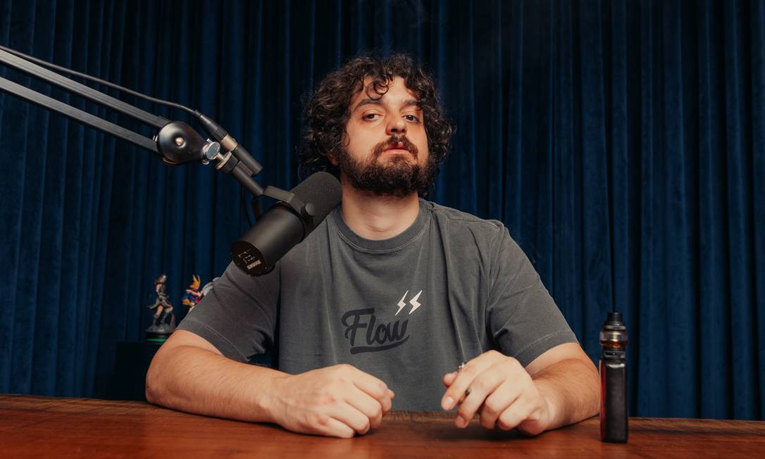YouTube proíbe Monark de ganhar dinheiro com vídeos: ‘Estou sofrendo perseguição política’