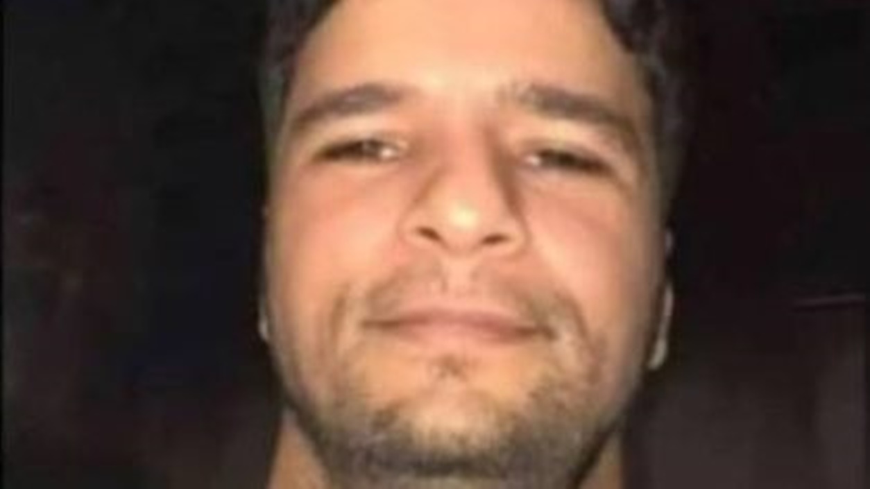 Homem suspeito de matar esposa e os tios dela é encontrado morto
