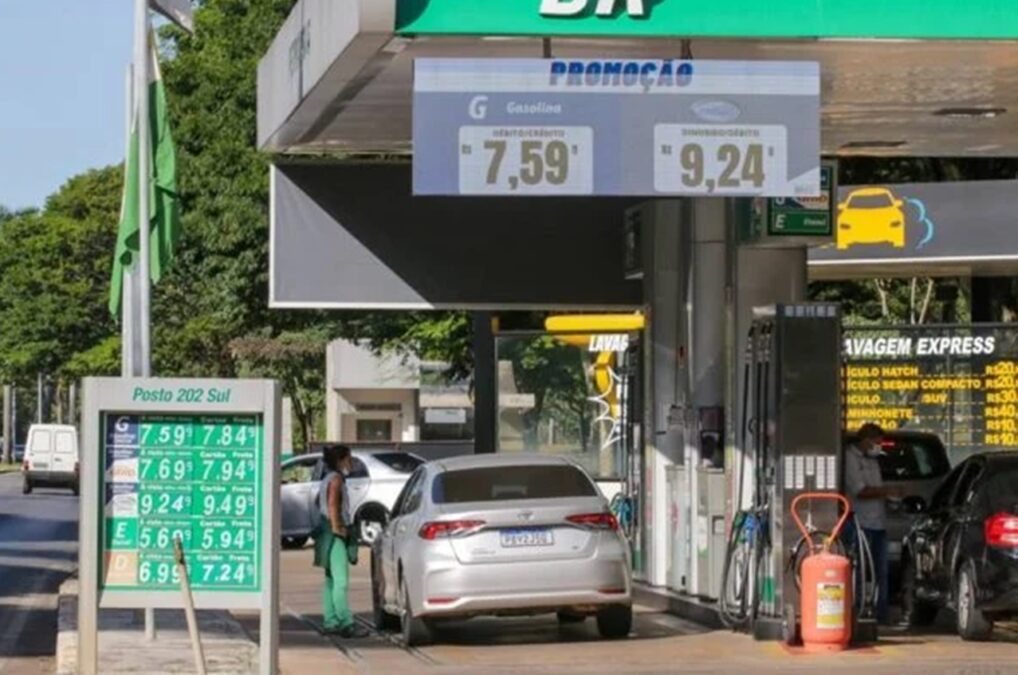 Não é o Brasil: veja o ranking de países com gasolina mais barata