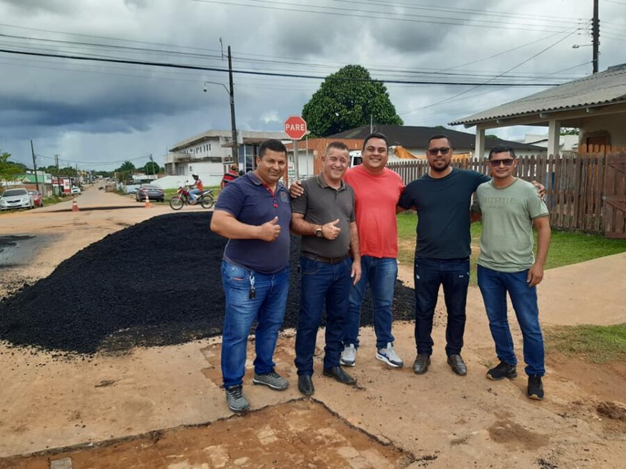 Vice prefeito de Sena e pré candidato a Dep. Estadual Gilberto Lira aparece em ação da prefeitura e pode estar inelegível para as eleições de 2022