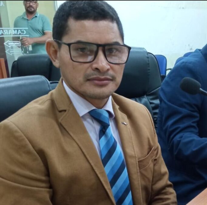 Vereador desmente boatos e diz que não se vendeu para o prefeito Mazinho