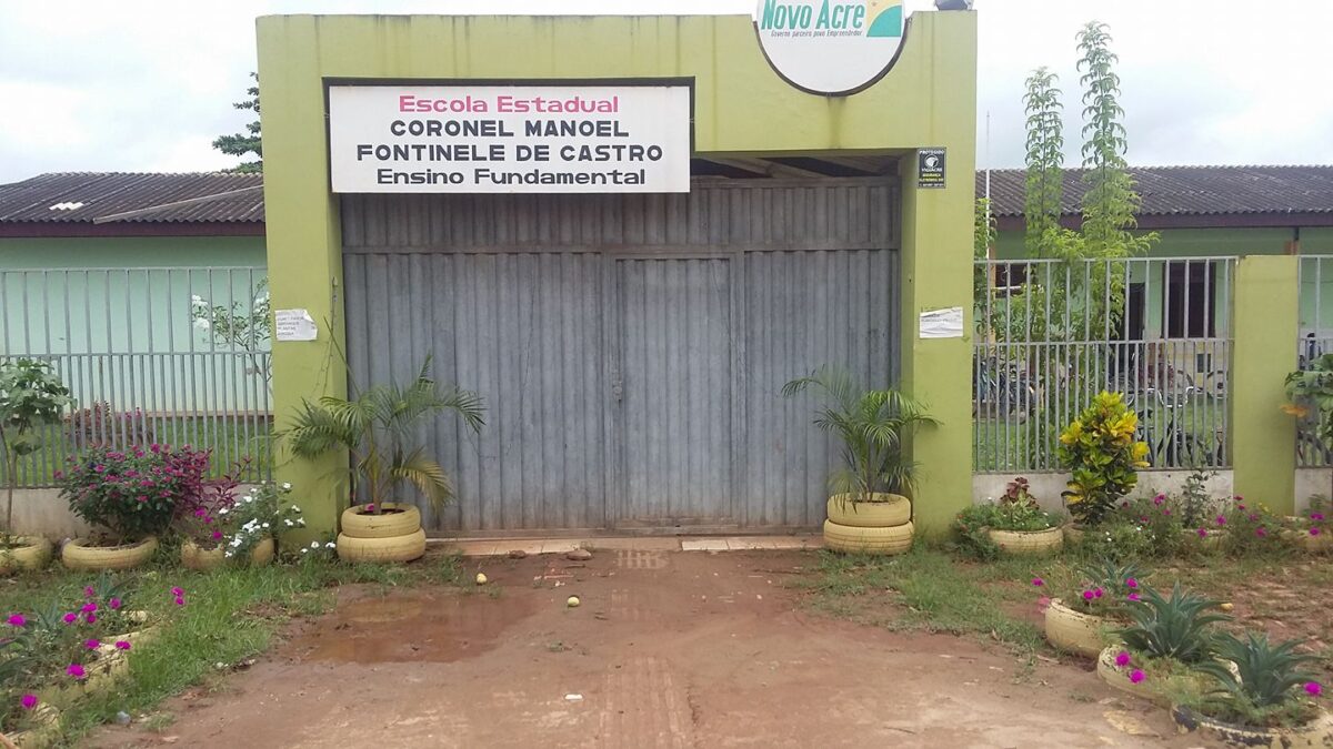 Fontinele de Castro emite nota suspendendo aulas depois de casos de covid-19 envolvendo funcionários