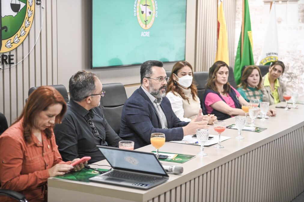 Em visita ao Acre, ministra Cristiane Britto conhece programas de assistência social do Estado