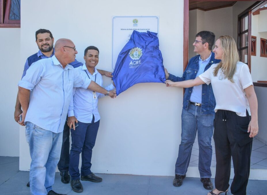 Governo entrega reforma de emissora de rádio e lança nova programação e produtos no streaming, em Cruzeiro do Sul
