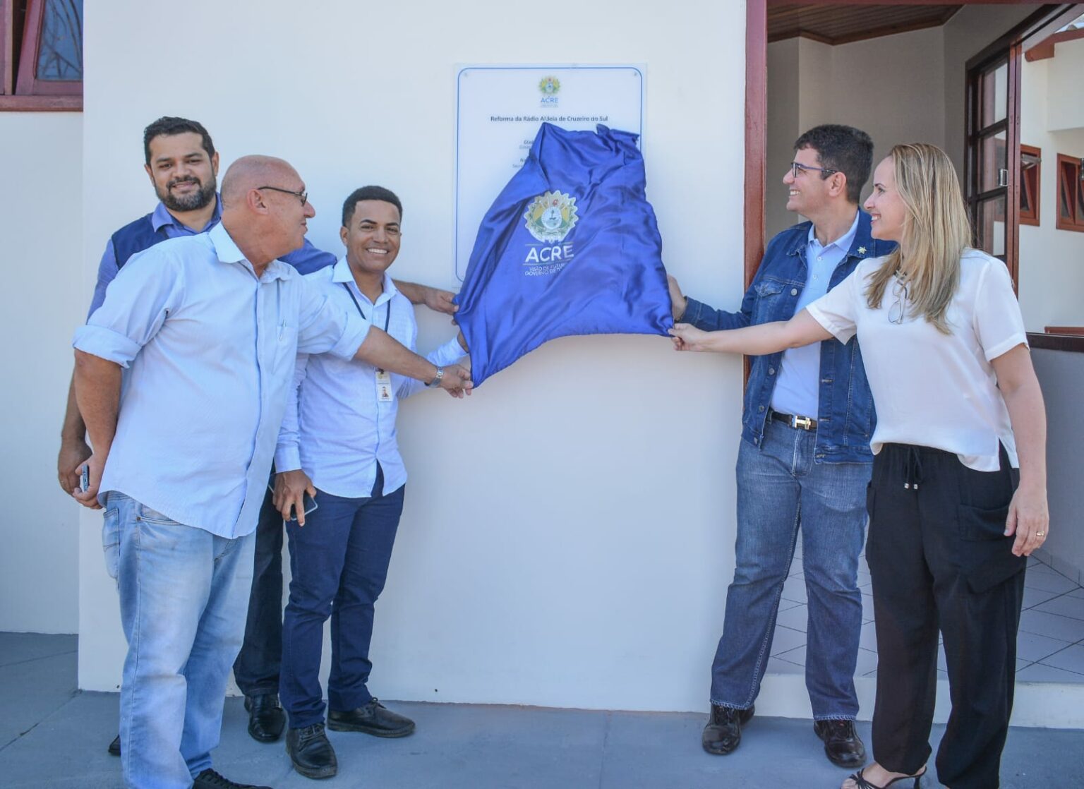 Governo entrega reforma de emissora de rádio e lança nova programação e produtos no streaming, em Cruzeiro do Sul