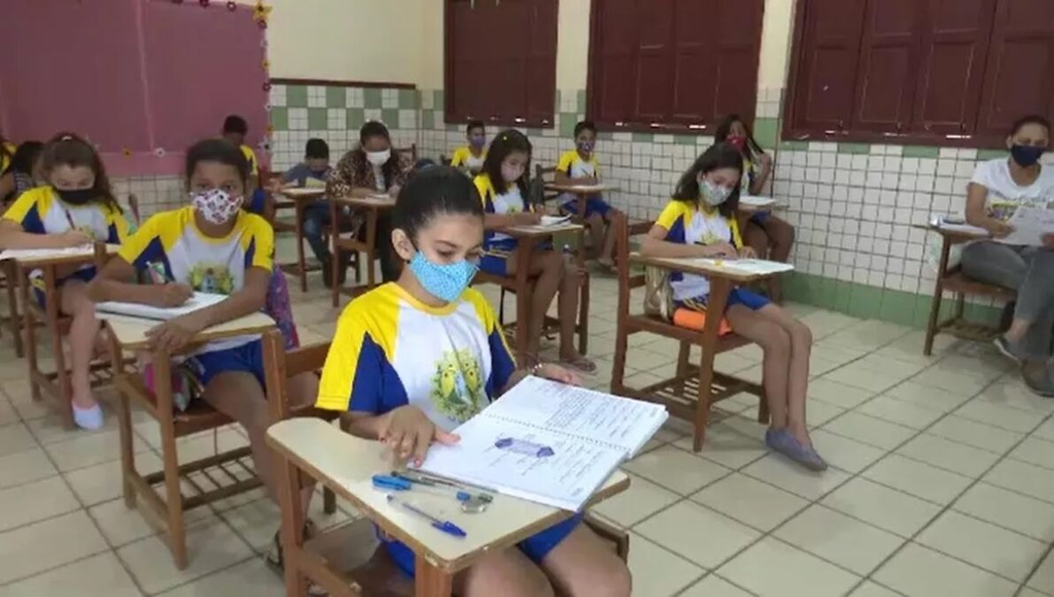 Rio Branco suspende aulas na rede pública.