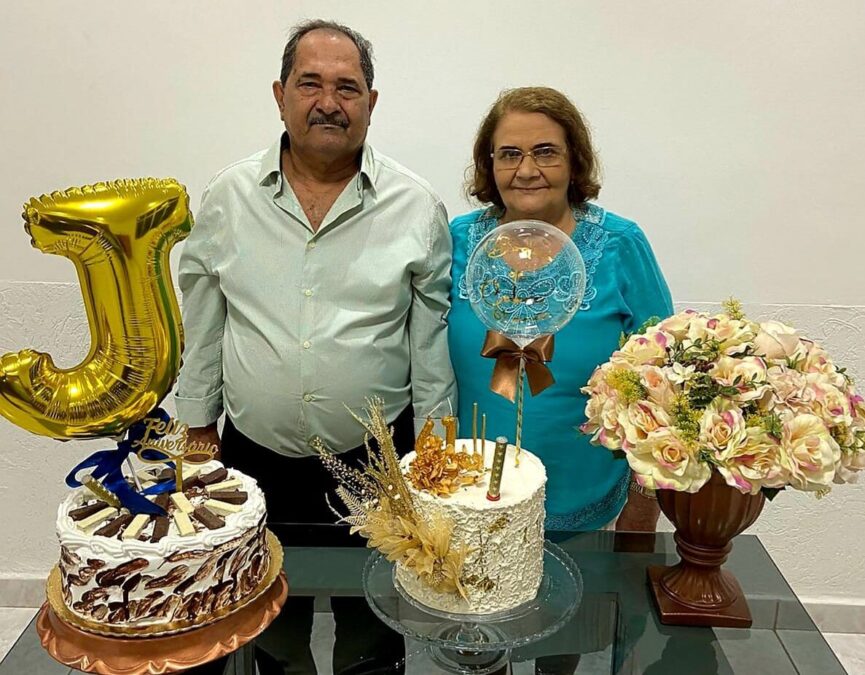 Pais do ex-prefeito Jairo Cassiano, Seu Joca e dona Meire comemoram 61 anos de casados