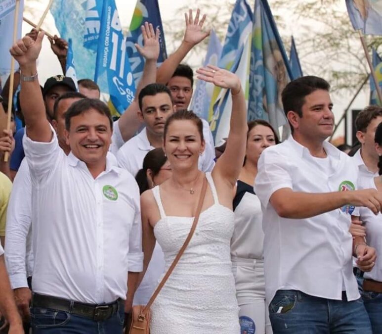 Governador do Estado do Acre oficializa Marcia Bittar como sua vice
