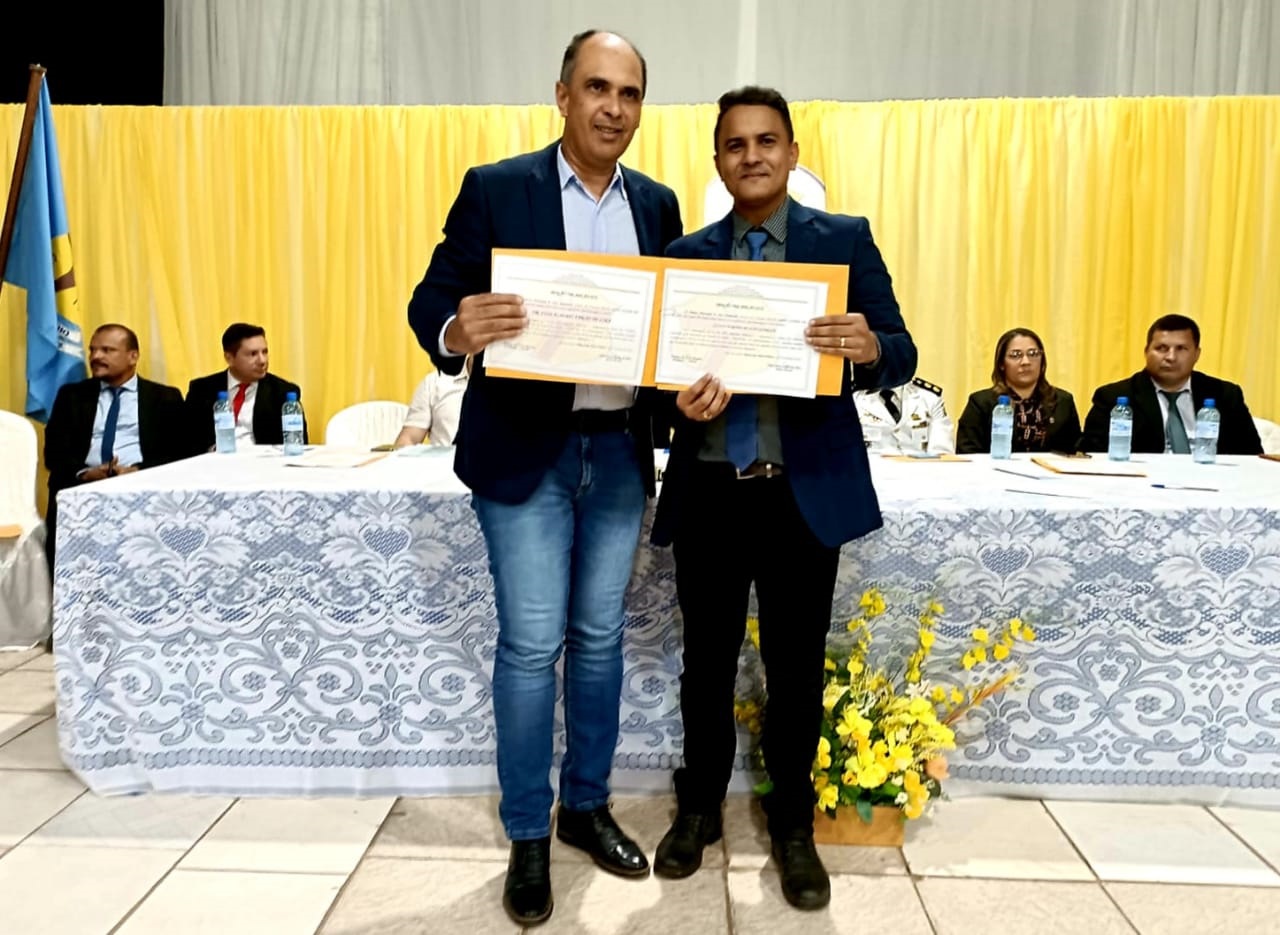 Jairo Cassiano representa o governador Gladson Cameli em evento da Câmara de vereadores de Sena